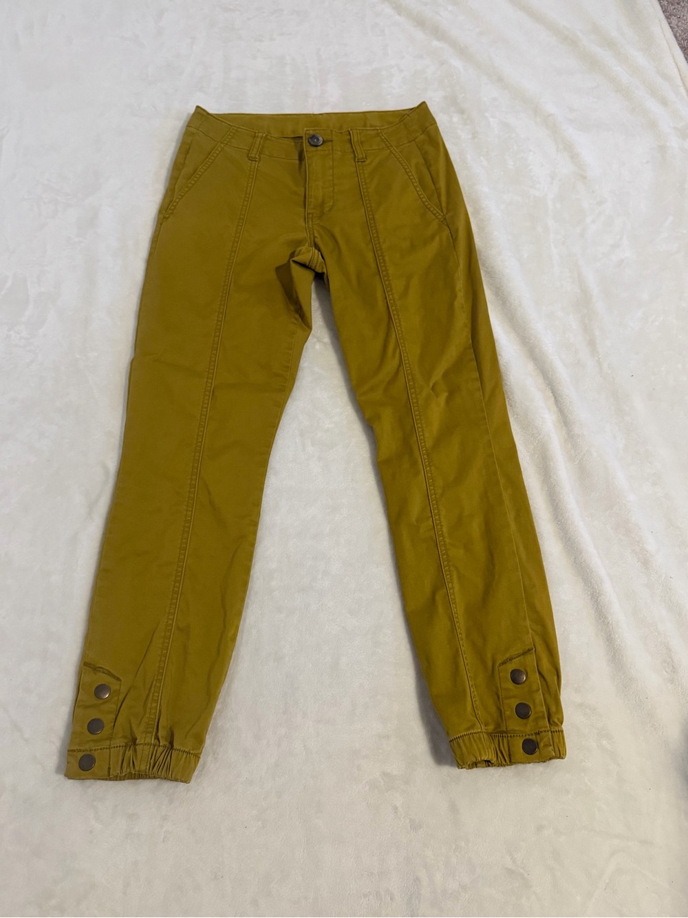 CAbi Size 0 Mustard Green Ankle Chinos